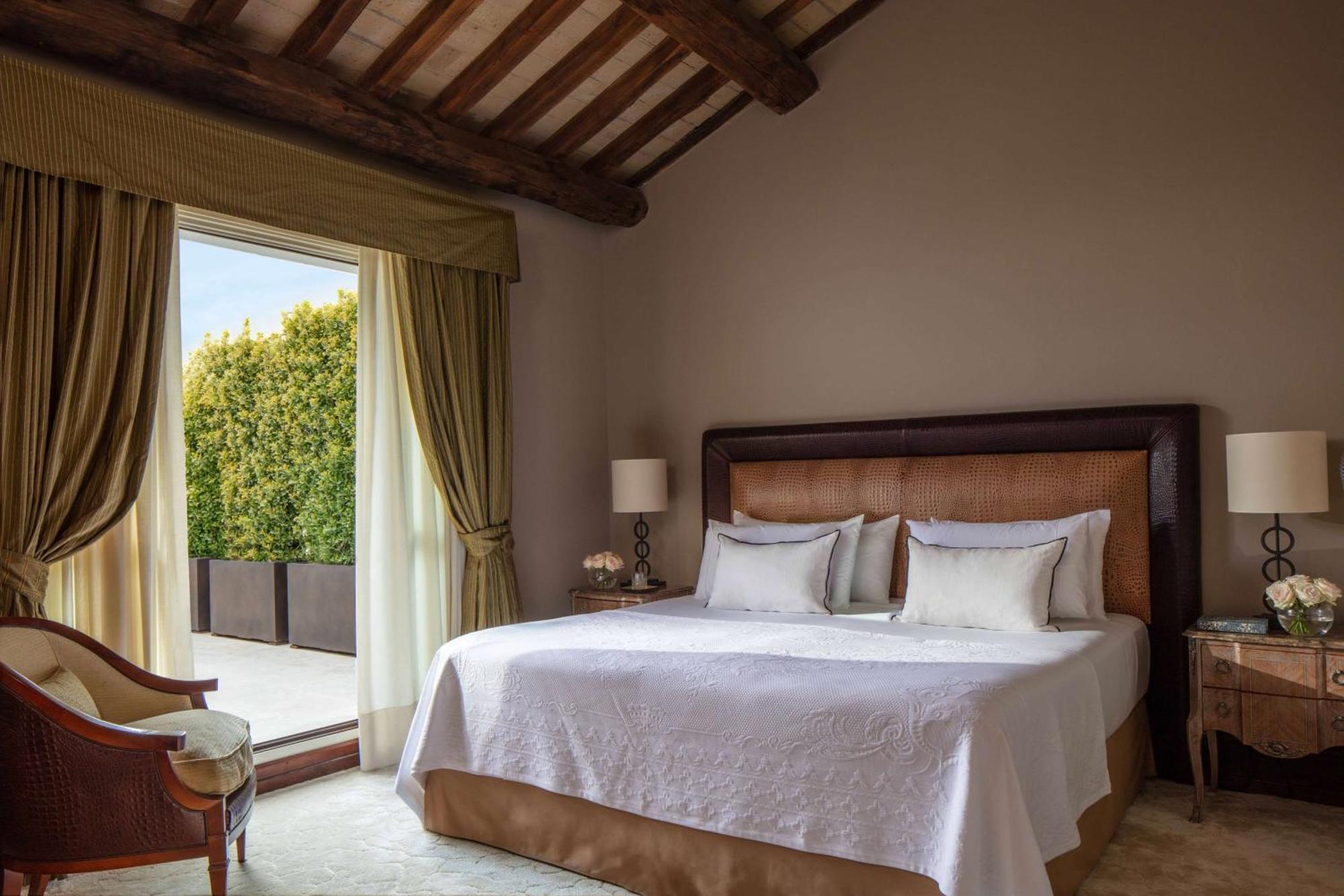 Anantara Palazzo Naiadi Rome Hotel - A Leading Hotel Of The World Εξωτερικό φωτογραφία A bedroom at the Westin Palace, Rome